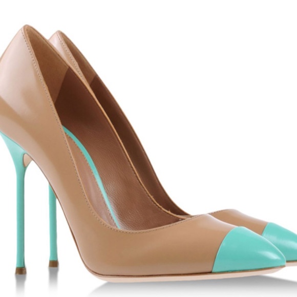 Sergio Rossi Tan and Turquoise Toecap Pumps - Picture 7 of 7